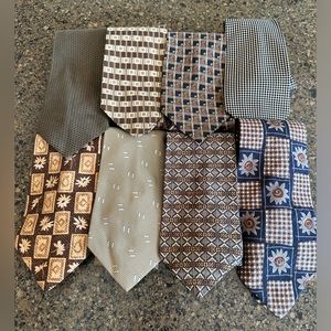 Lot of eight Men’s ties in gold-brown-tan tones